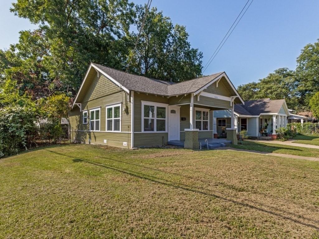 2642 Eugene St - Photo 2 of 25