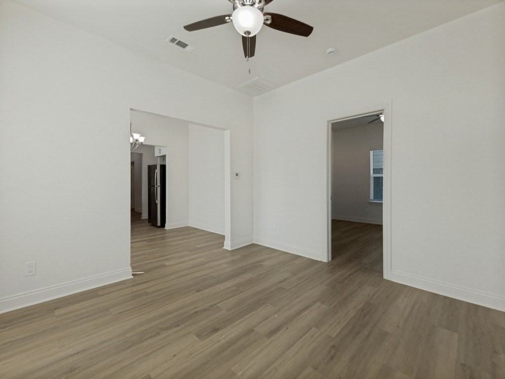 2642 Eugene St - Photo 5 of 25