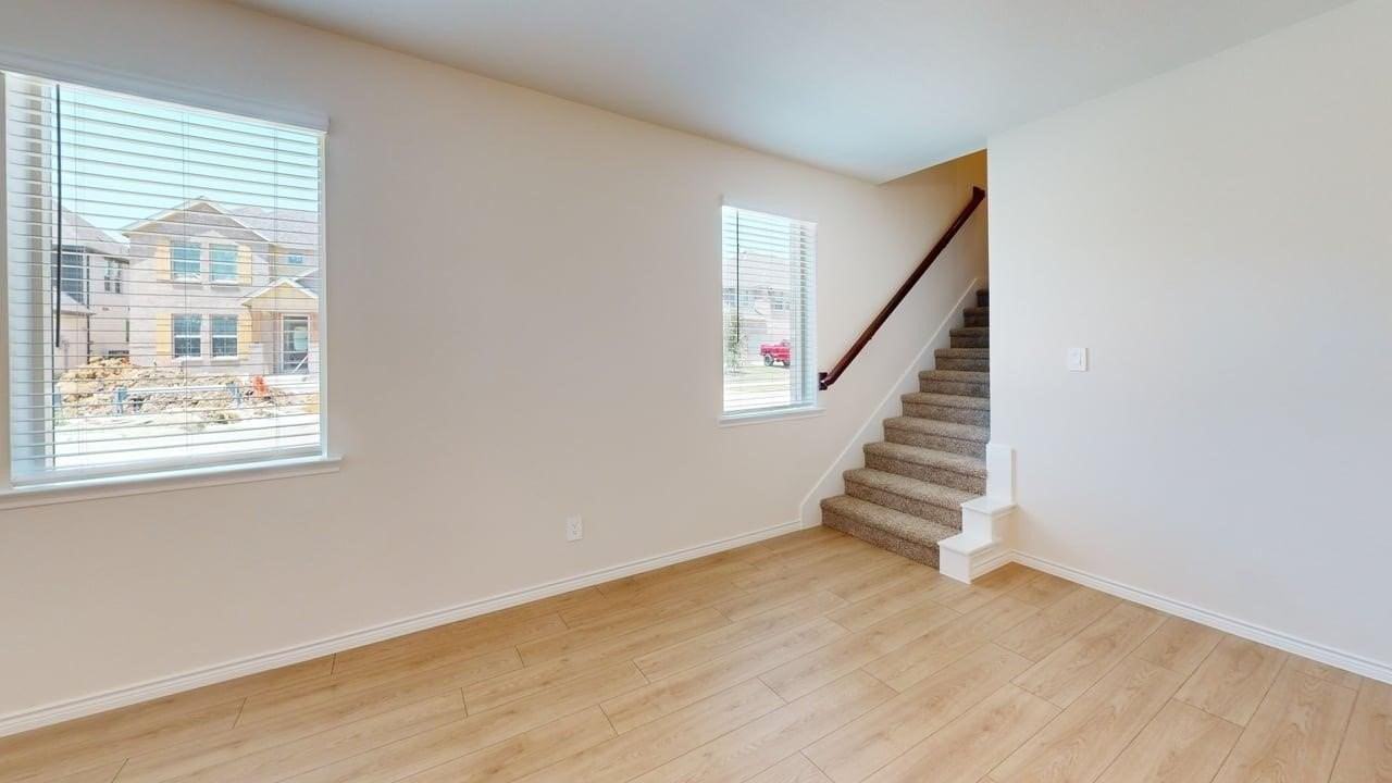2724 Mexia Ln - Photo 6 of 22