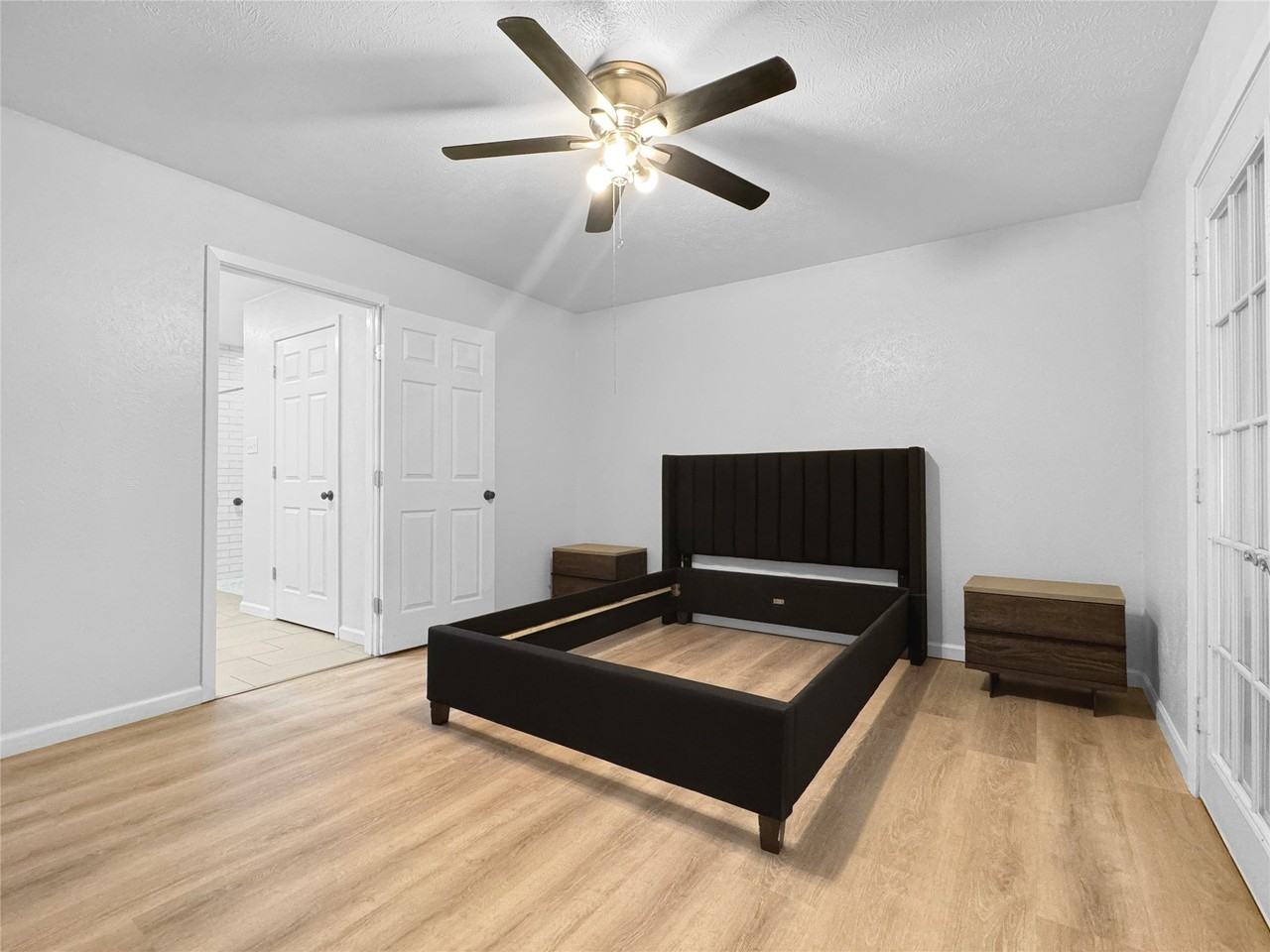 334 E Crossland Blvd - Photo 2 of 21
