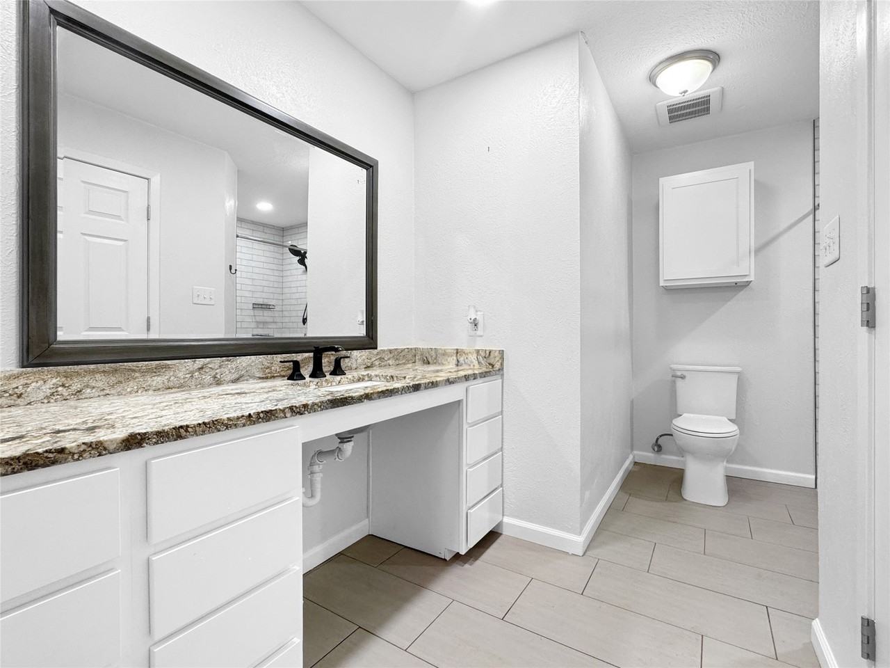 334 E Crossland Blvd - Photo 5 of 21