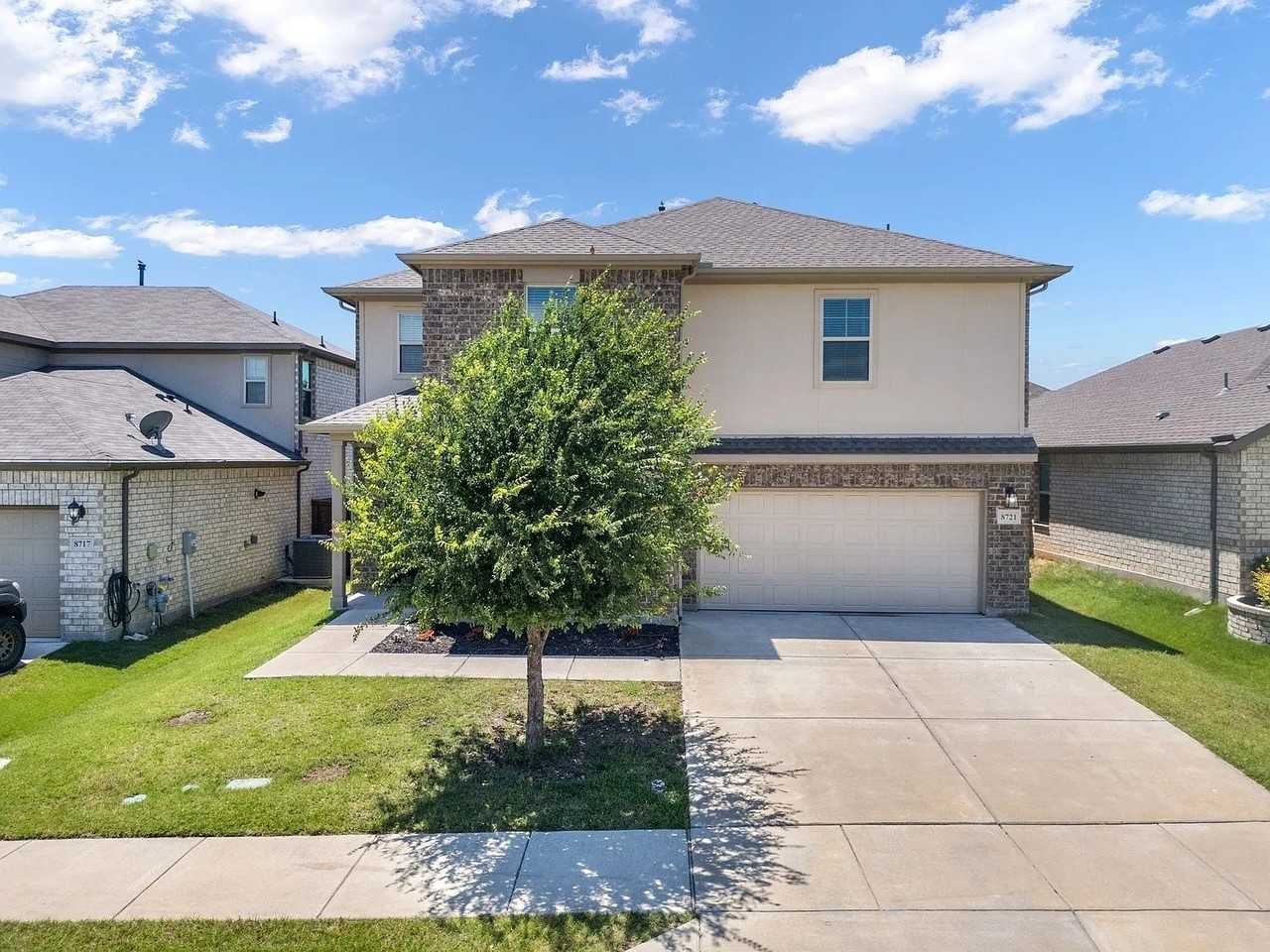 8721 Antelope Flat Ln - Photo 4 of 36