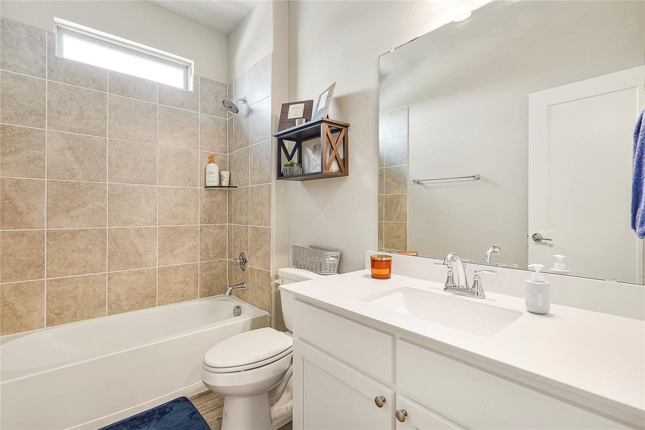 2513 Peoria Dr - Photo 5 of 31