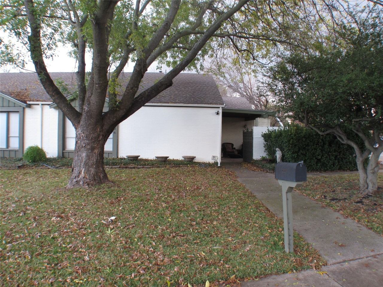 10406 Shadow Bend Dr