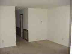 543 Wonder Ln - Photo 2 of 3