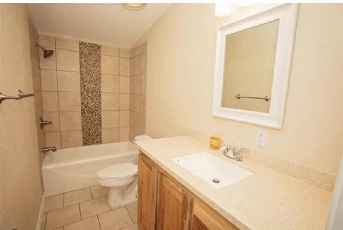 128 Burkhalter St - Photo 7 of 30