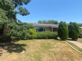 featured image of 2467 Garfield Ave