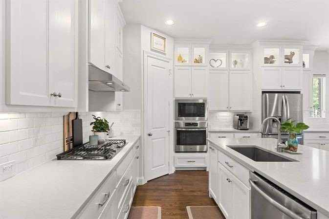 4701 Hill Meadow Rd - Photo 4 of 25