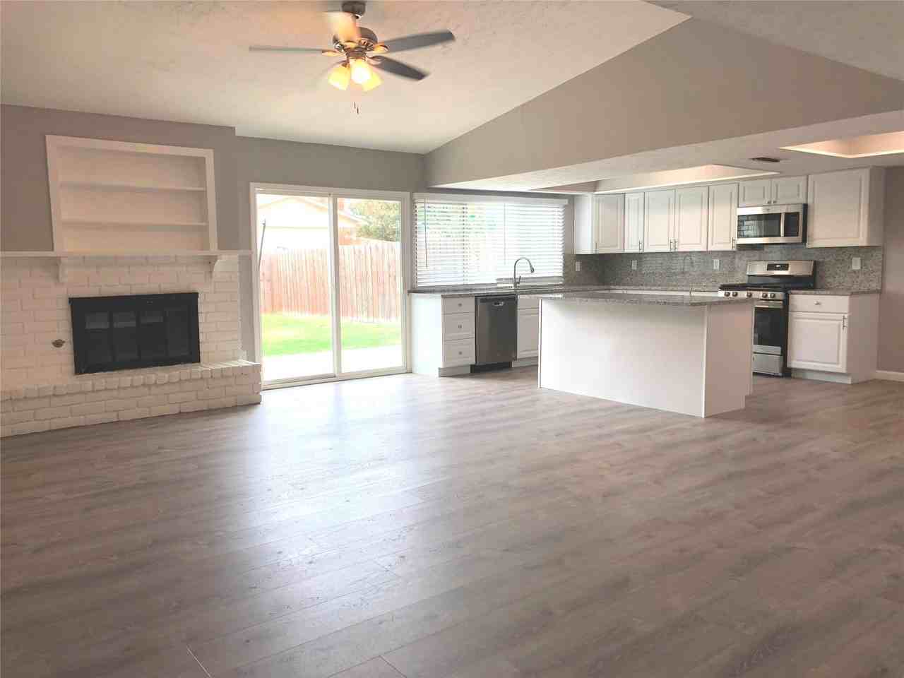 4729 Nash Dr - Photo 6 of 29