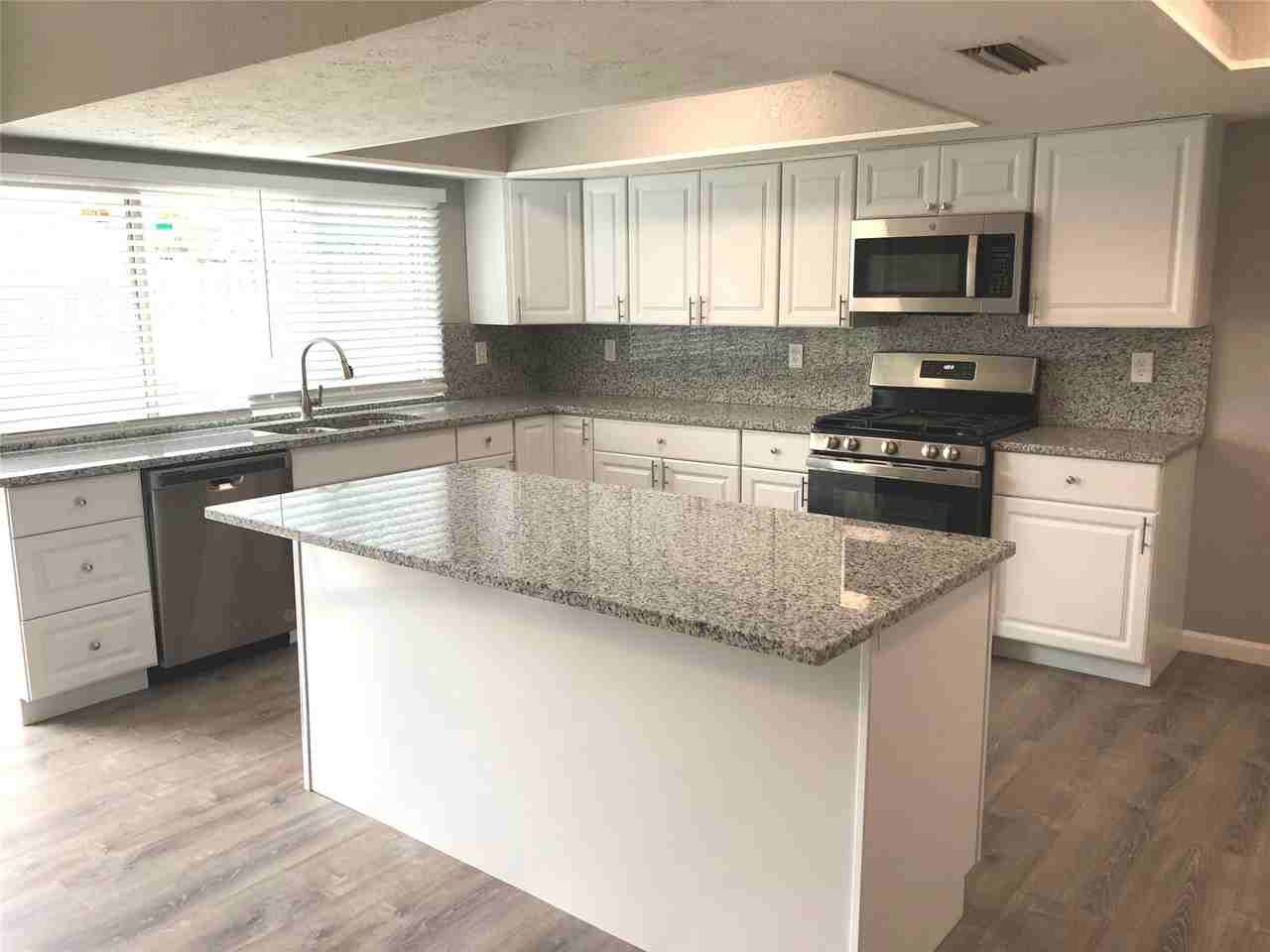 4729 Nash Dr - Photo 7 of 29