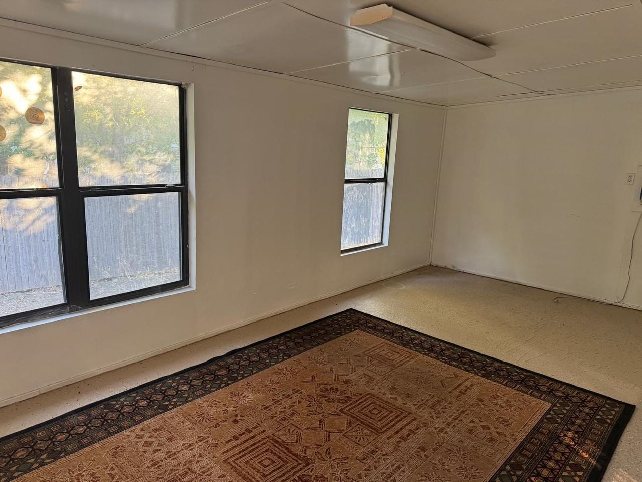 500 Island Ct - Photo 6 of 20