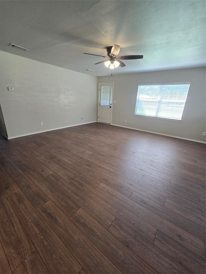 3636 Texas Highway 11 W - Photo 2 of 7