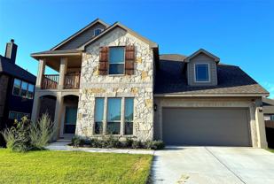 2909 Parkwood Cir - Photo 1 of 1