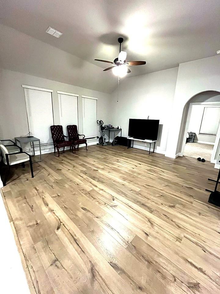 2909 Parkwood Cir - Photo 5 of 18