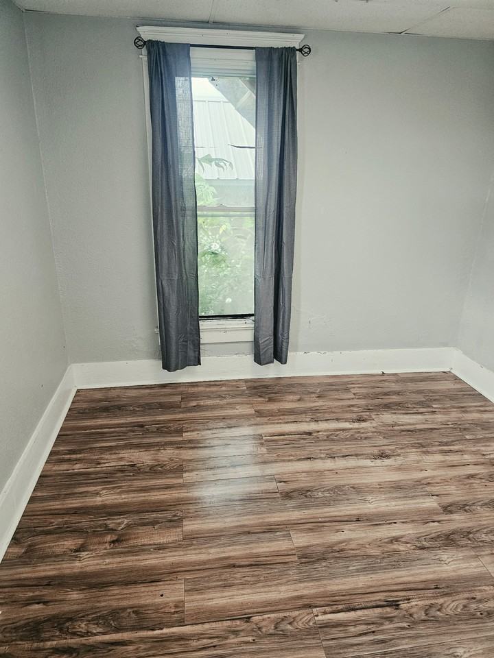 73 W Church St #1 - Photo 5 of 6