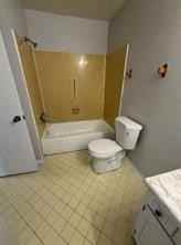 1908 Hickory Ave #B - Photo 7 of 9