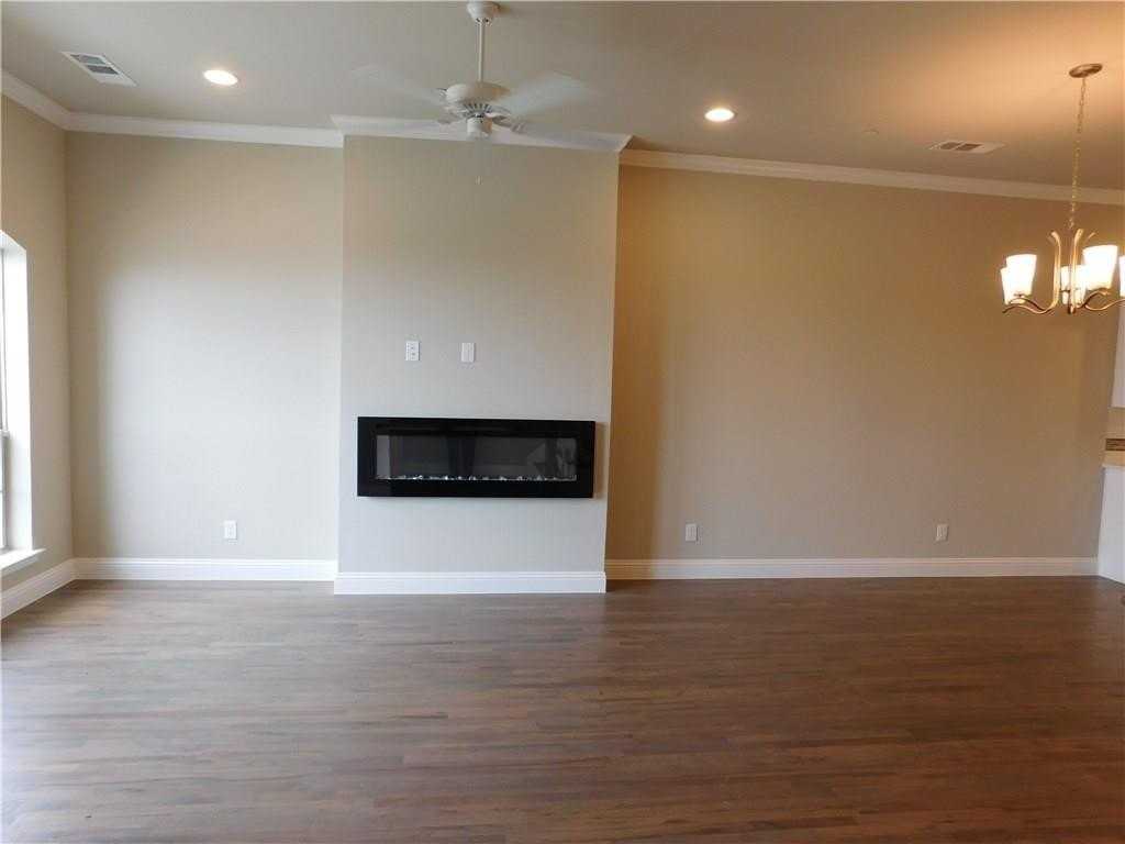8454 Church St - Photo 3 of 24