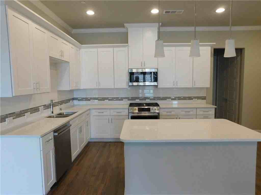 8454 Church St - Photo 4 of 24