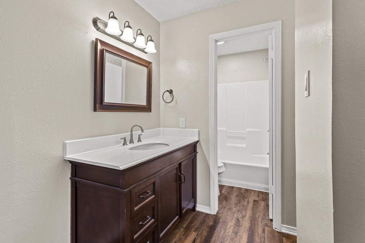 1705 Dynasty Dr - Photo 6 of 14