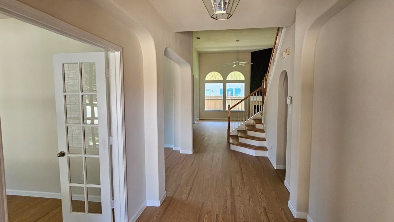 5236 Hilcroft Rd - Photo 4 of 24