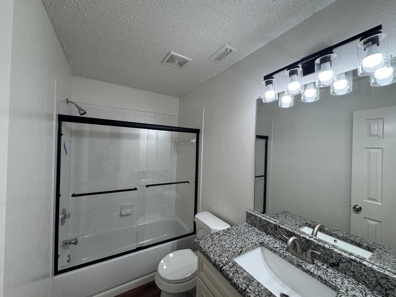 7305 Marsland Ln - Photo 5 of 34