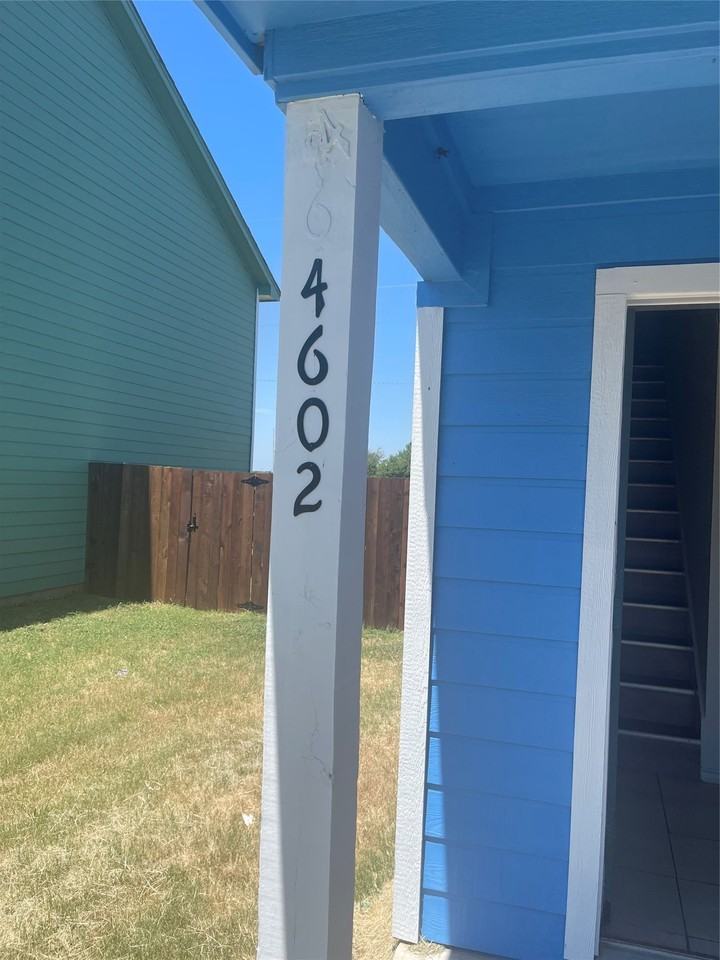4602 Alamosa St - Photo 2 of 25
