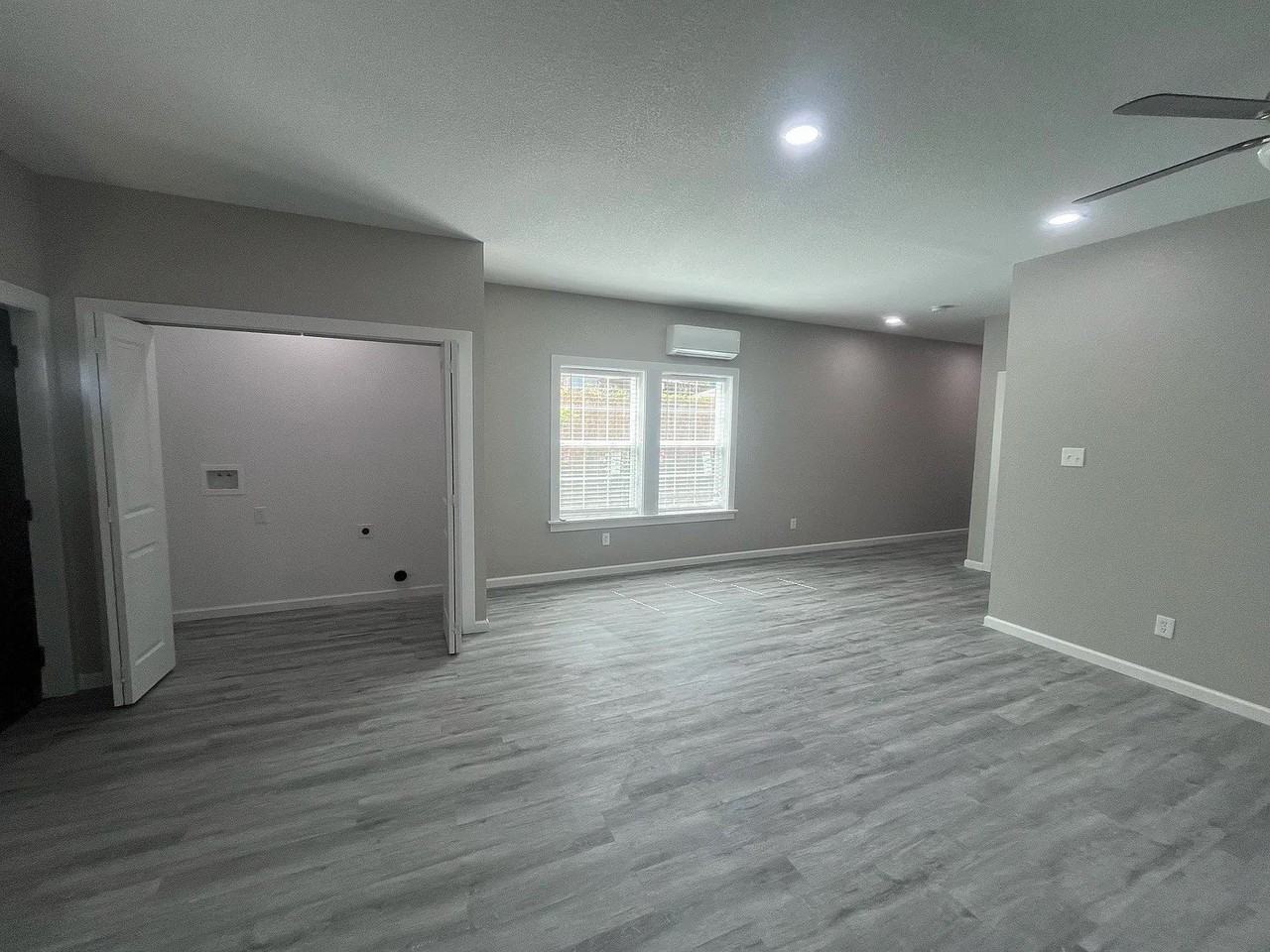 6272 Adelbert Dr #102 - Photo 3 of 9