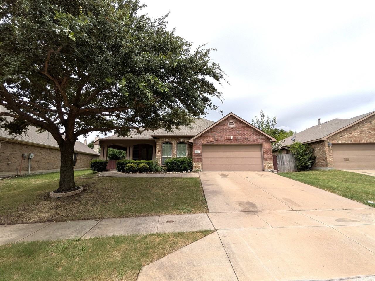 14013 Zippo Way - Photo 2 of 34