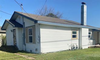 featured image of 2900 S Mirick Ave