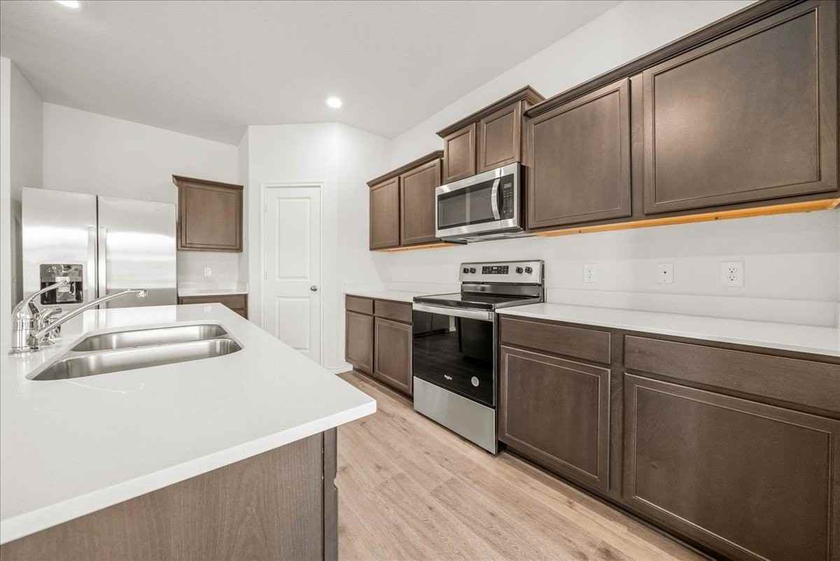 1532 Skyline Dr - Photo 6 of 20