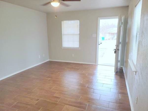 114 Opal St - Photo 5 of 16