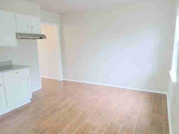 114 Opal St - Photo 7 of 16