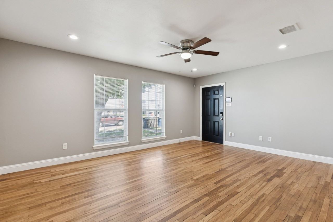 3222 Inwood Rd - Photo 7 of 25