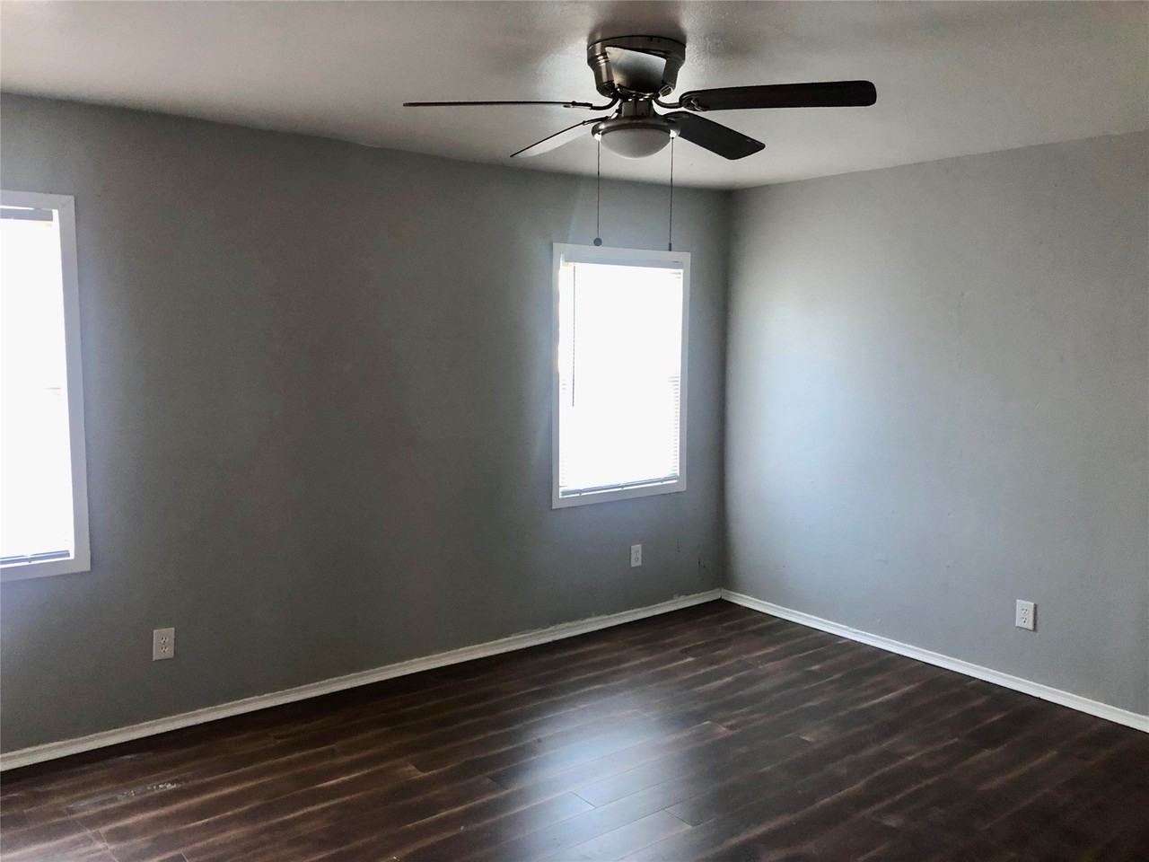 1622 Park Ave - Photo 2 of 9