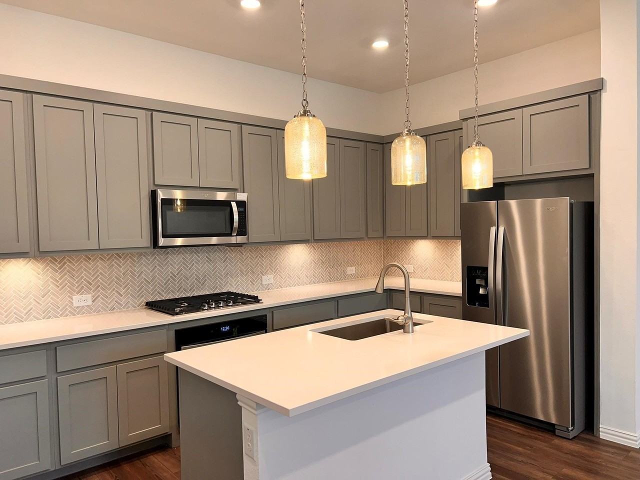 1054 Old Rosebud Dr - Photo 7 of 24