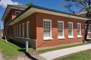 802 Orange St - Photo 3 of 40
