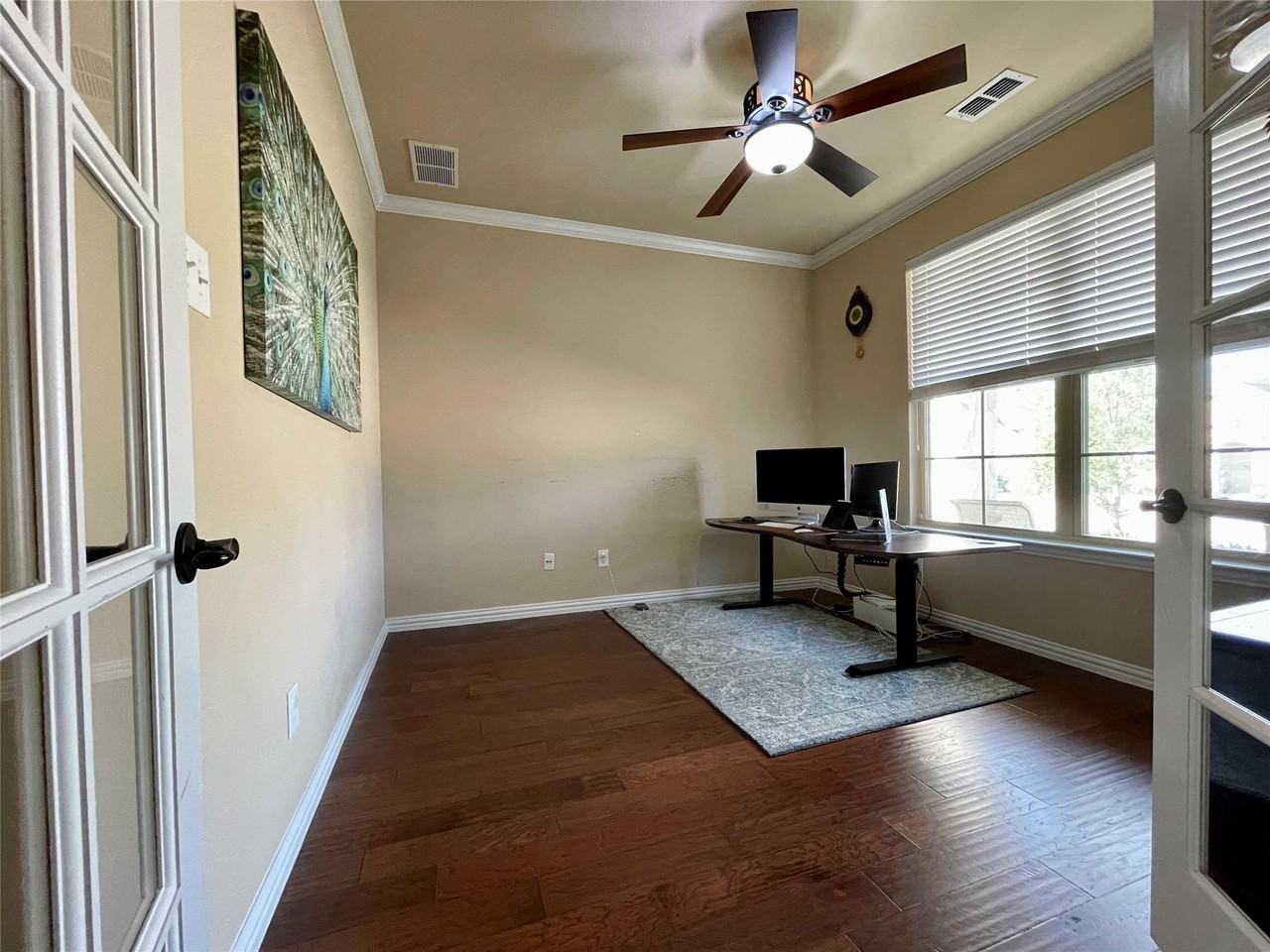 2680 Costa Mesa Dr - Photo 4 of 37