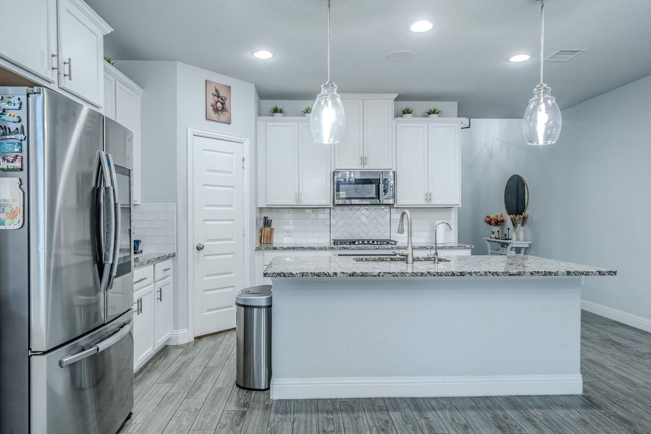 6132 Hightower St - Photo 6 of 25