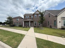 featured image of 3285 Dover Dr