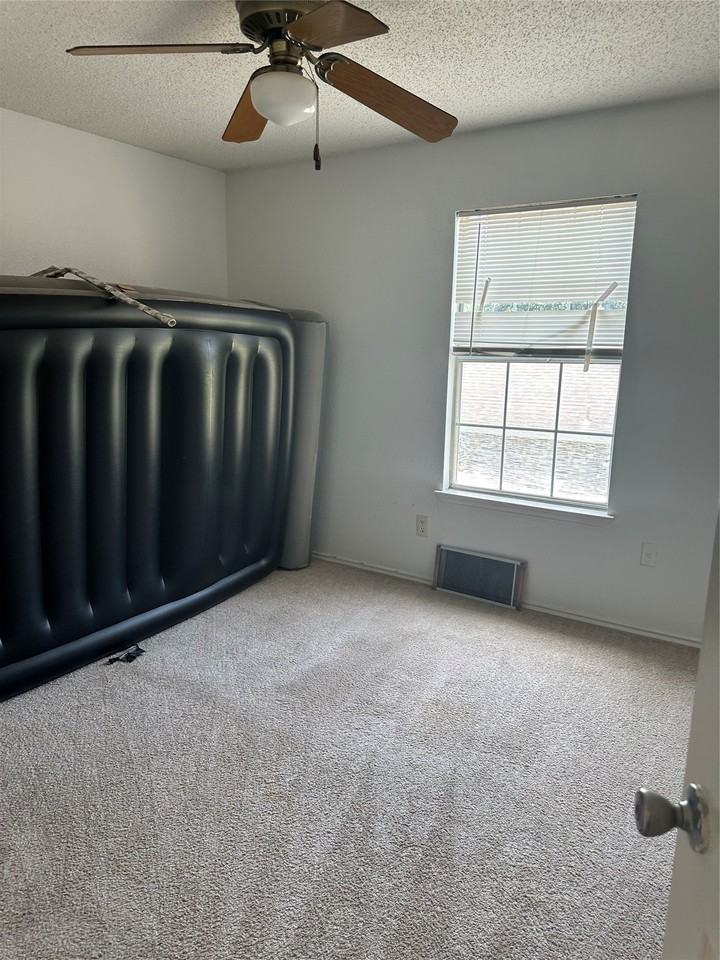 2071 Briarcliff Rd - Photo 6 of 12