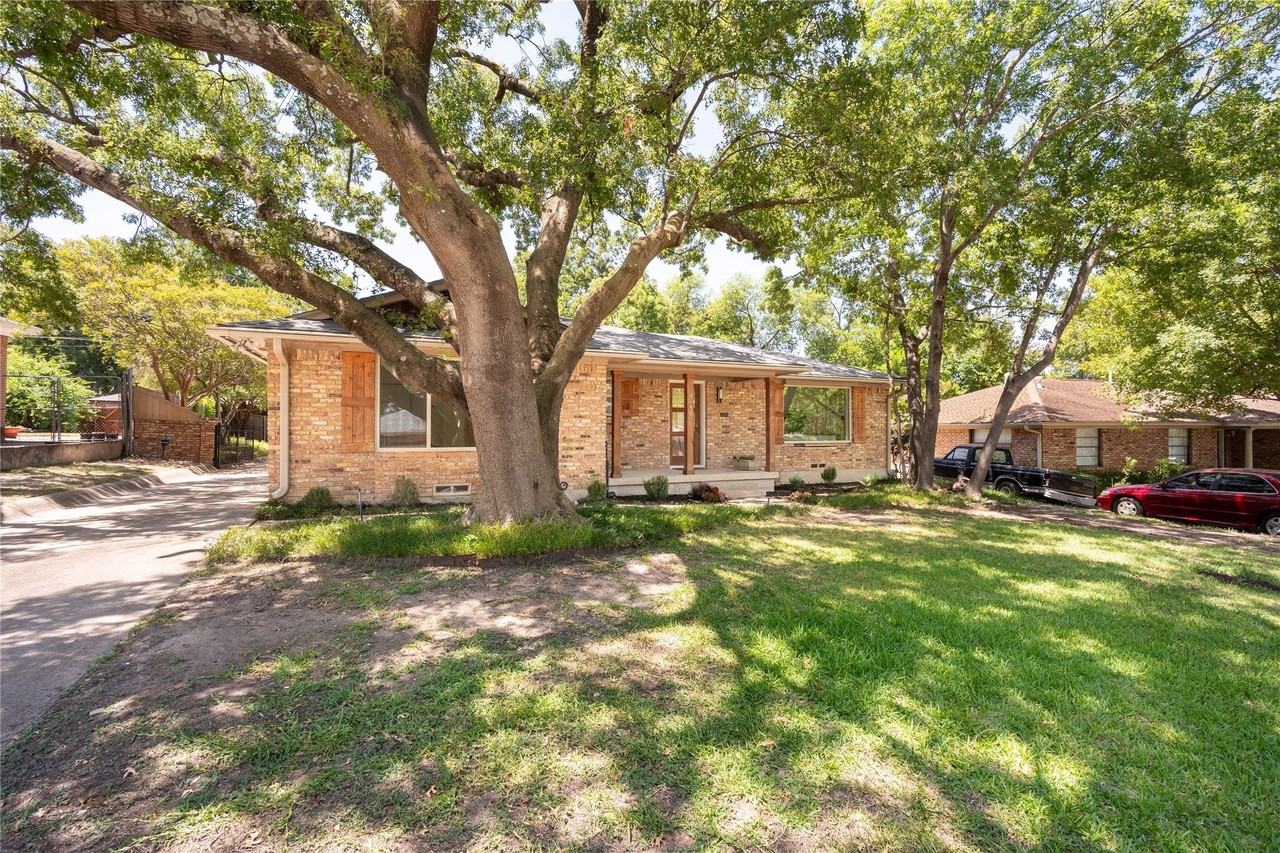 8540 Bretshire Dr - Photo 2 of 24