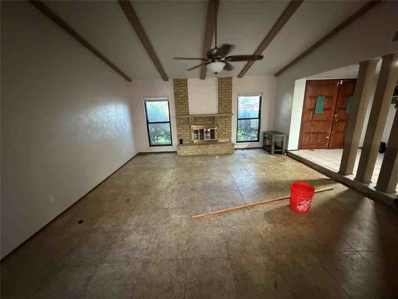 1849 Sandy Ridge Ct - Photo 3 of 19