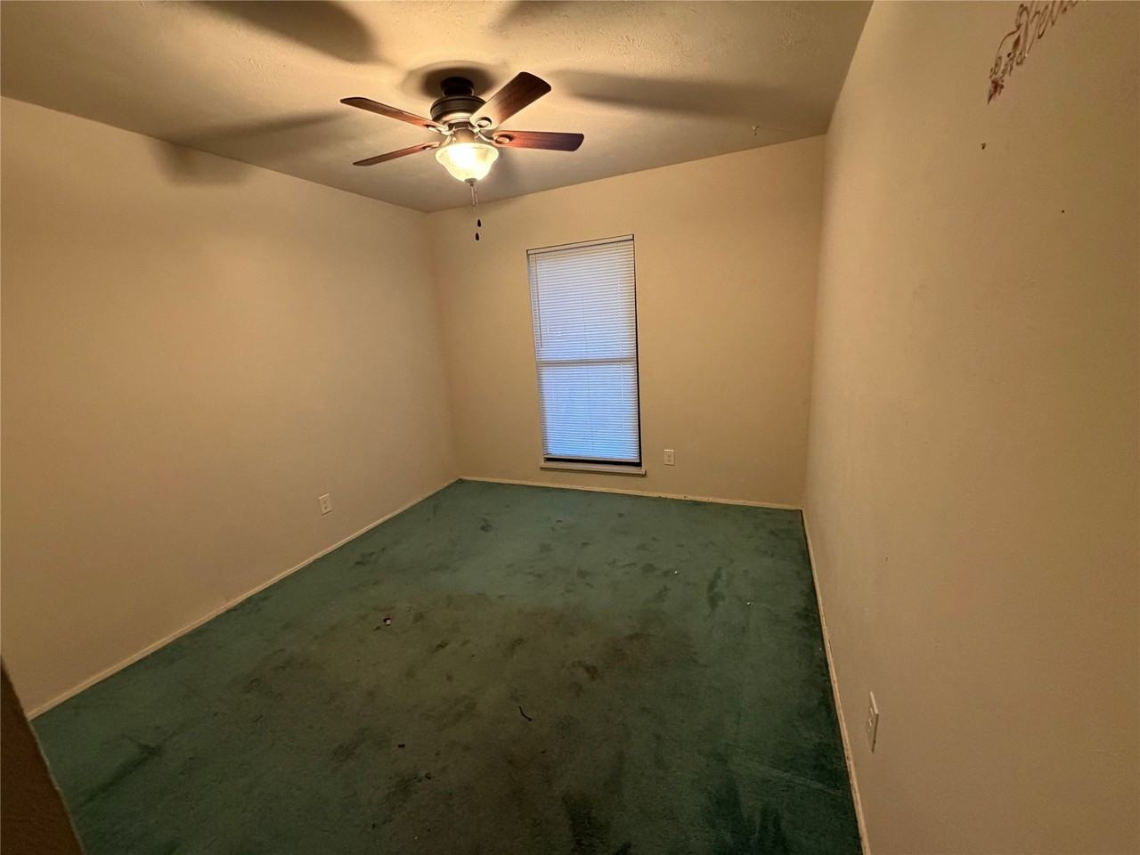 1849 Sandy Ridge Ct - Photo 4 of 19