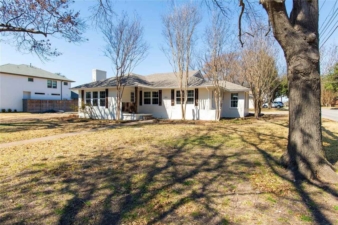 7543 Colgate Ave - Photo 4 of 29