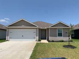 240 Boxwood Dr - Photo 1 of 1