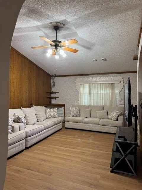 2309 Richwood Dr - Photo 5 of 21