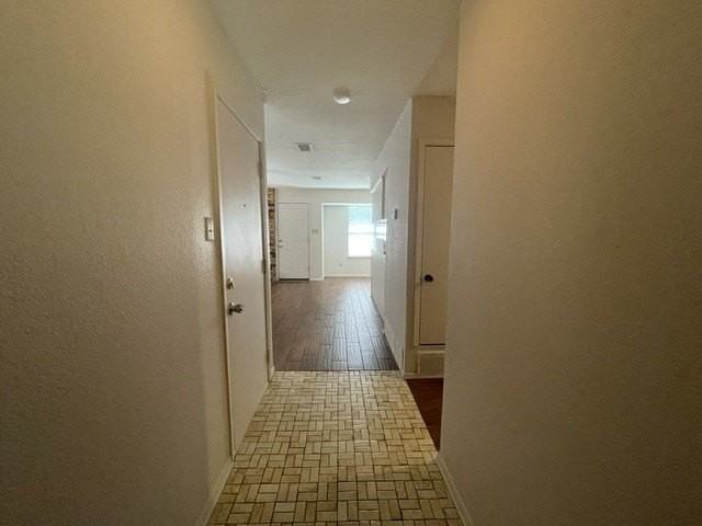 7536 Meadowlark Ln N - Photo 4 of 27