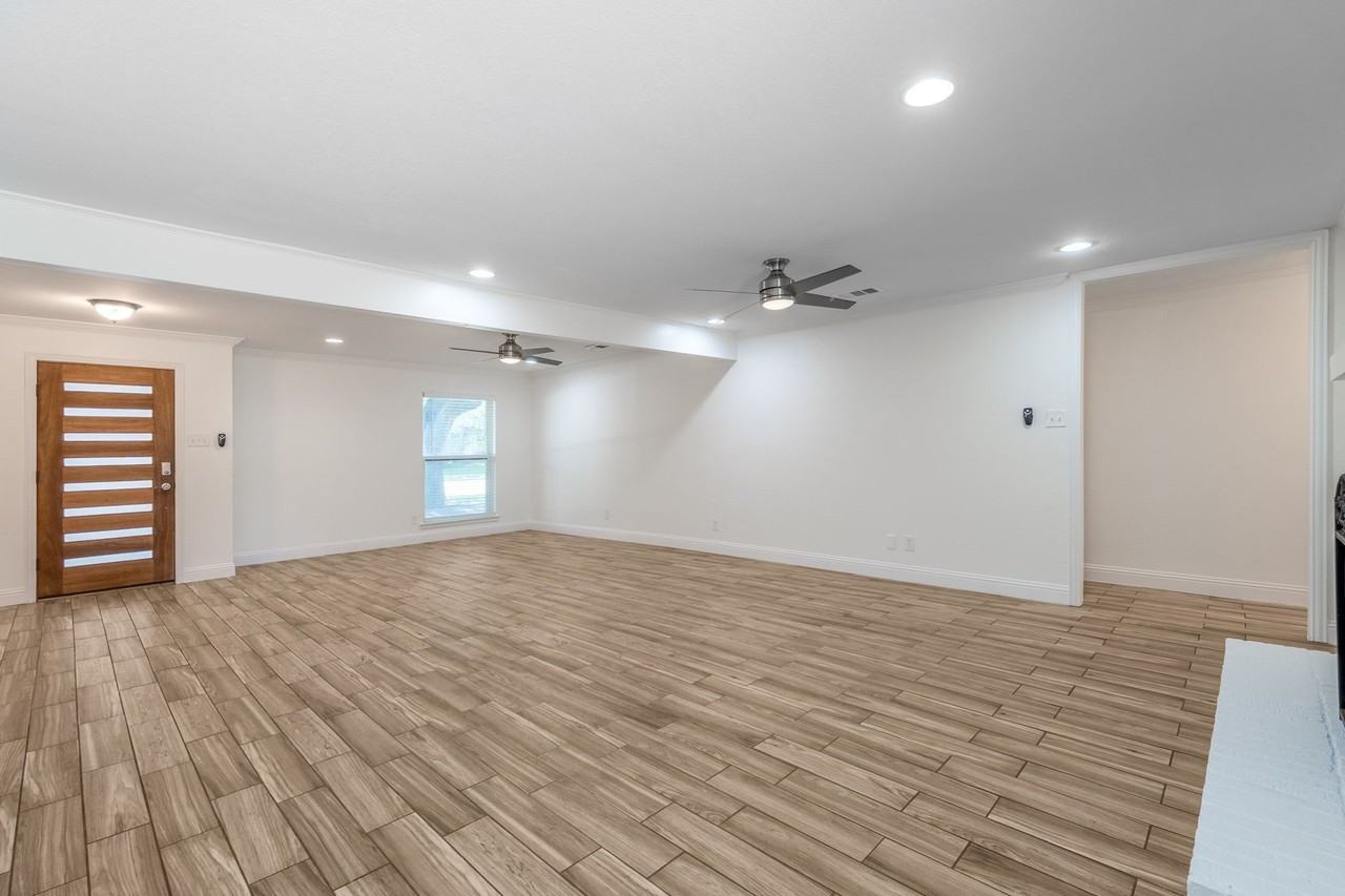 13147 Rosser Rd - Photo 2 of 25