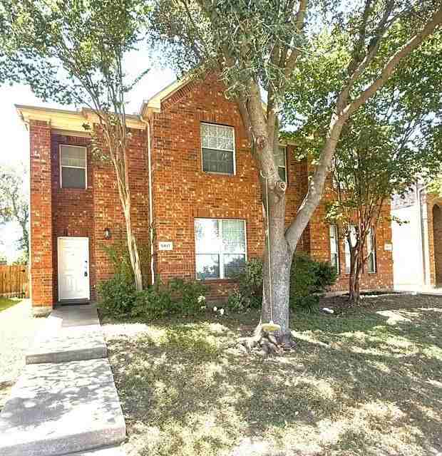 5417 Prairie Ln - Photo 2 of 16