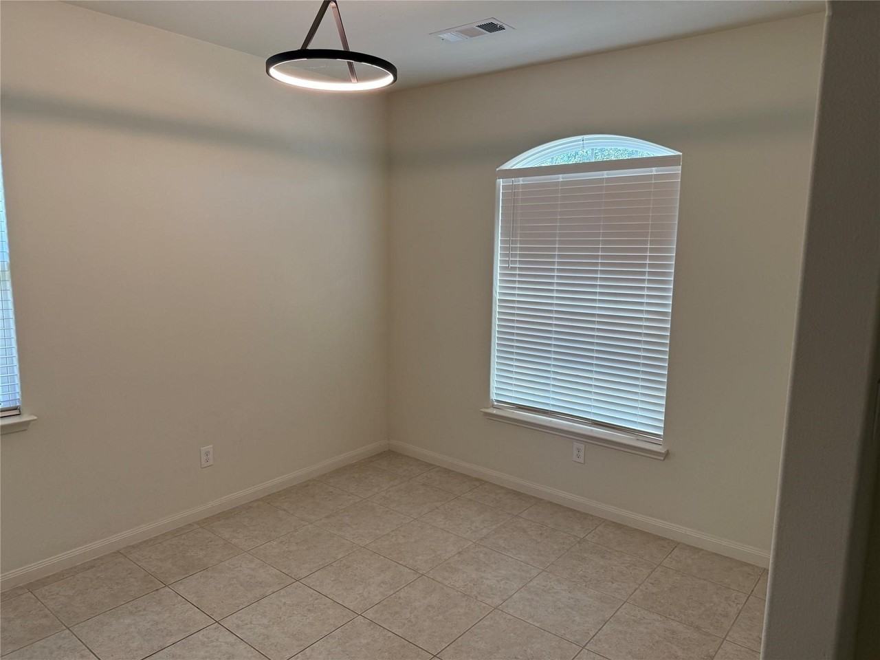 6209 Obsidian Creek Dr - Photo 3 of 20